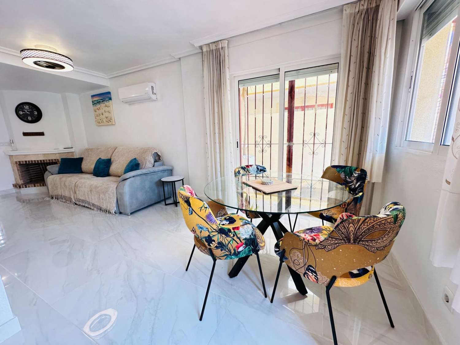 Bungalow myynnissä La Zenia (Orihuela)