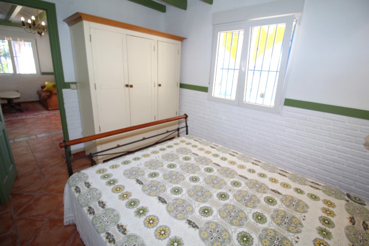 Spacious detached villa in Villamartin