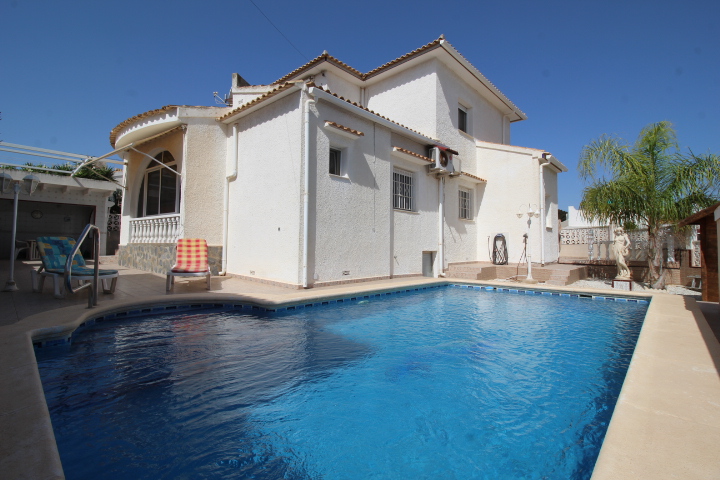 Charmante villa indépendante à Blue Lagoon, Villamartin