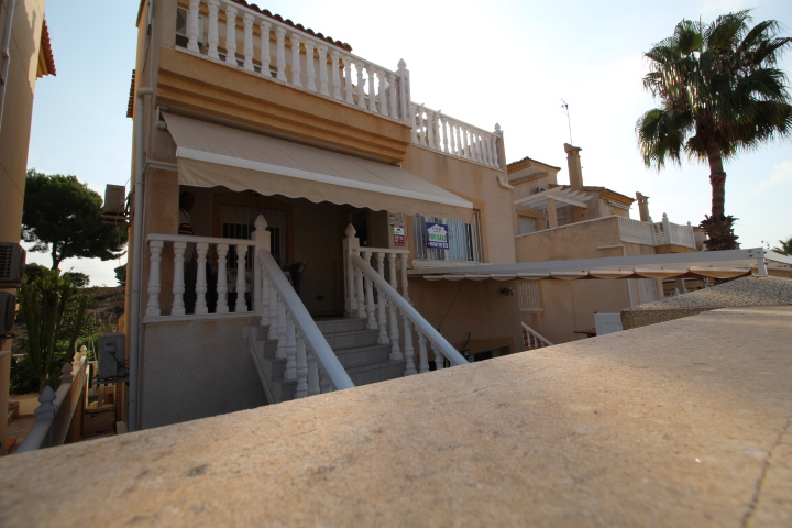 Spacious 3-Bedroom Villa in Montegolf in Excellent Condition with private swimming pool