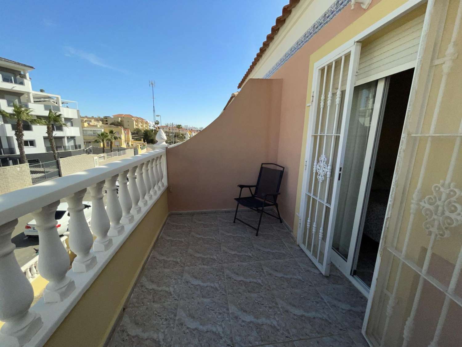 Duplex townhouse with communal pool in Villamartin