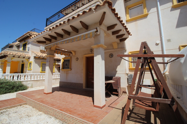 Quatro house in Caboroig located 550 meters from Cabo Roig beach