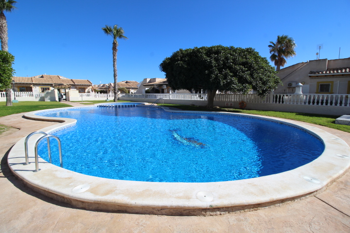 Quatro house in Caboroig located 550 meters from Cabo Roig beach