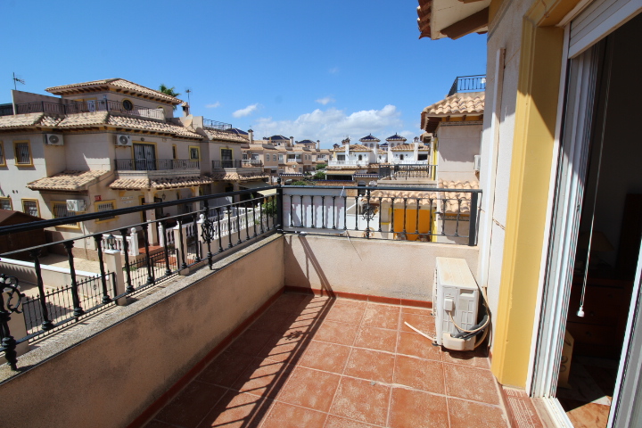 Quad en Caboroig a 550 metros de la playa de Cabo Roig