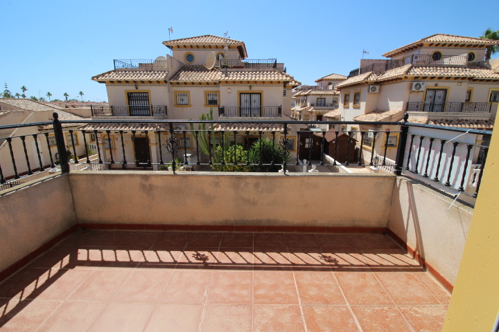 Quatro house in Caboroig located 550 meters from Cabo Roig beach