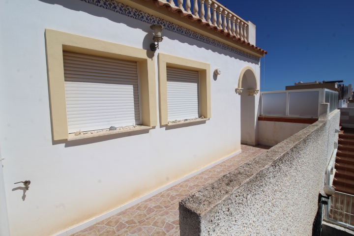 Eckbungalow mit separatem Apartment in Blue Lagoon