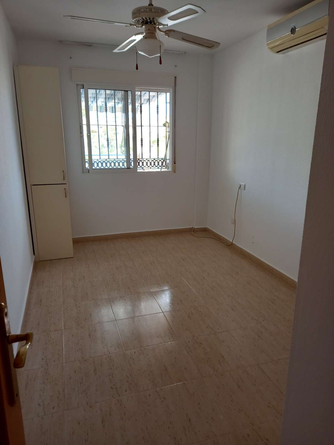 Corner Bungalow close to all amenities in Orihuela Costa