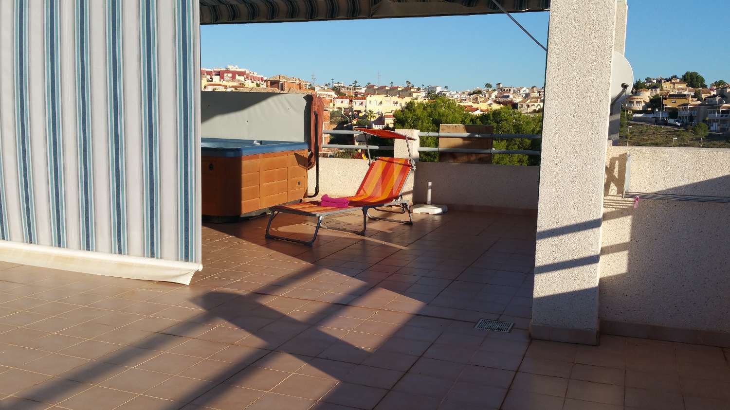 Corner Bungalow close to all amenities in Orihuela Costa