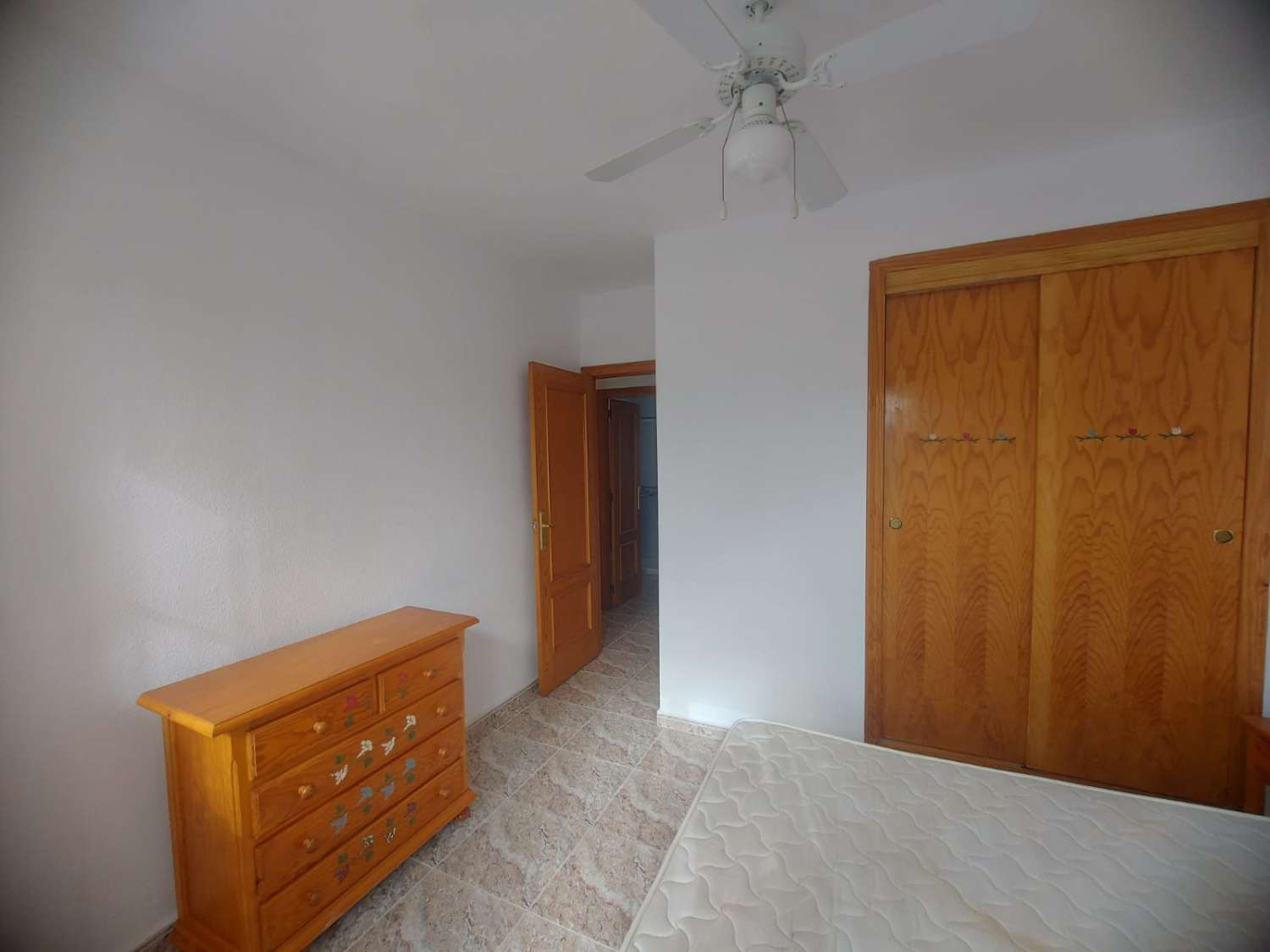 Bungalow with 3 bedrooms and communal pool in Las Filipinas