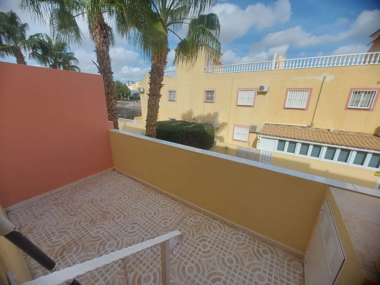 Bungalow myynnissä Villamartín-Las Filipinas (Orihuela)