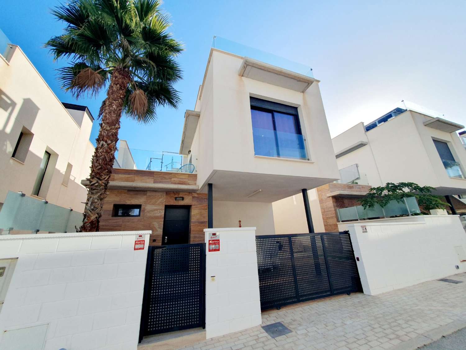 Villa myynnissä Lomas de Cabo Roig-Los Dolses (Orihuela)