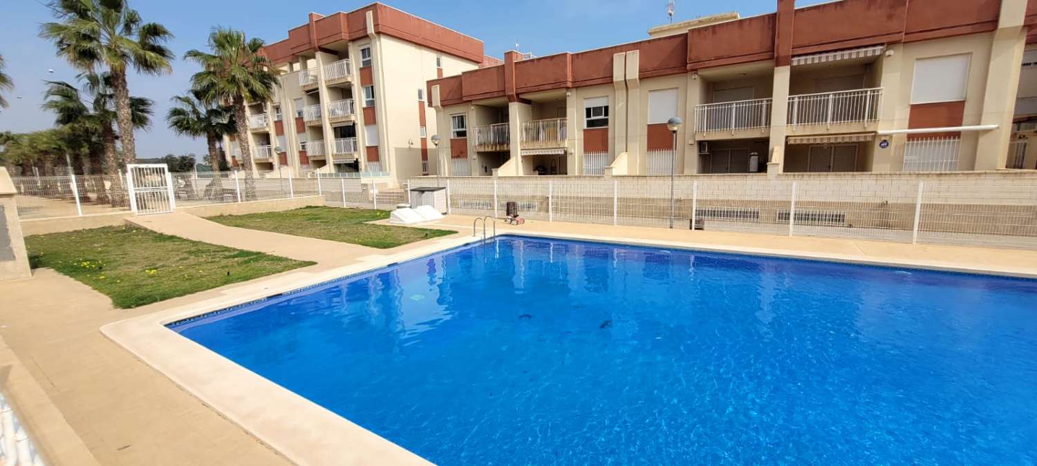 Apartamento de dos dormitorios en privilegiada zona de Cabo Roig