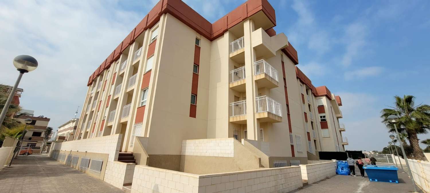 Apartamento de dos dormitorios en privilegiada zona de Cabo Roig