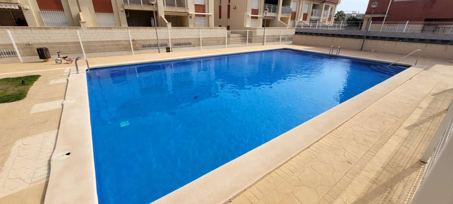 Apartamento de dos dormitorios en privilegiada zona de Cabo Roig