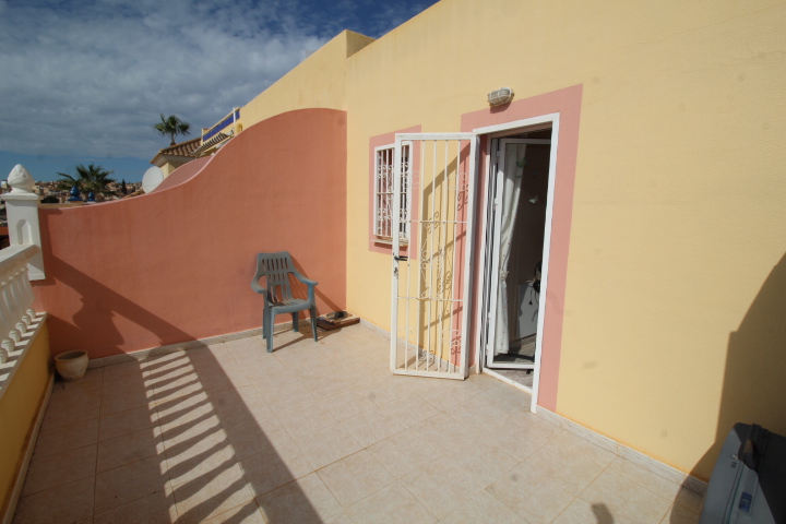 3 Schlafzimmer Duplex Bungalow - Battemberg Stil in Bosque de las Lomas